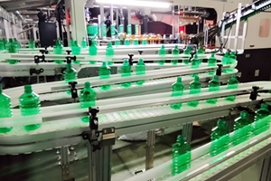 吹瓶車間自動化傳送生產(chǎn)線